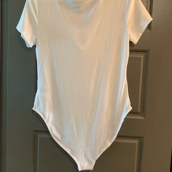 Wild Fable Bodysuit - Picture 2 of 3